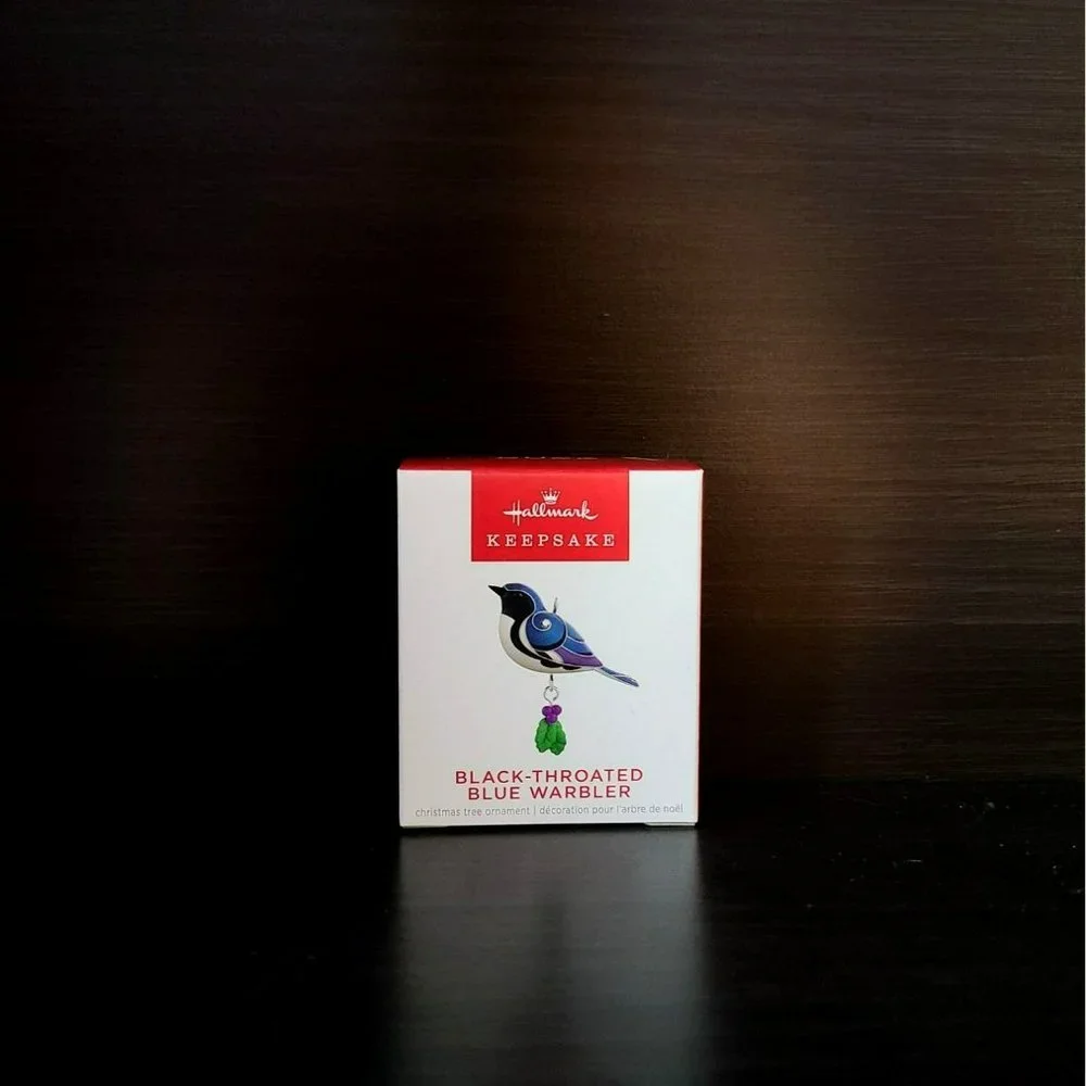 2022 Hallmark BLACK-THROATED BLUE WARBLER Miniature Ornament BRAND NEW IN BOX - Picture 1 of 6